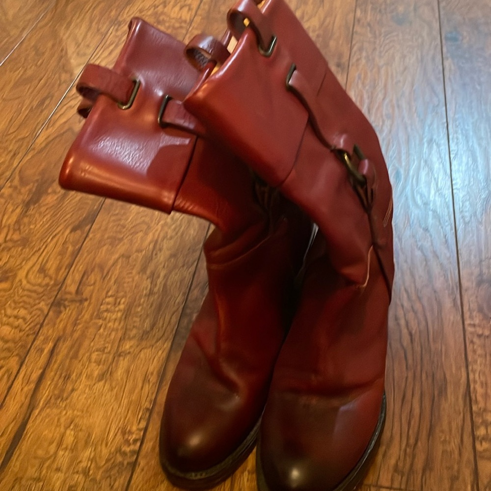 Women’s Frye Boots size 9 B.